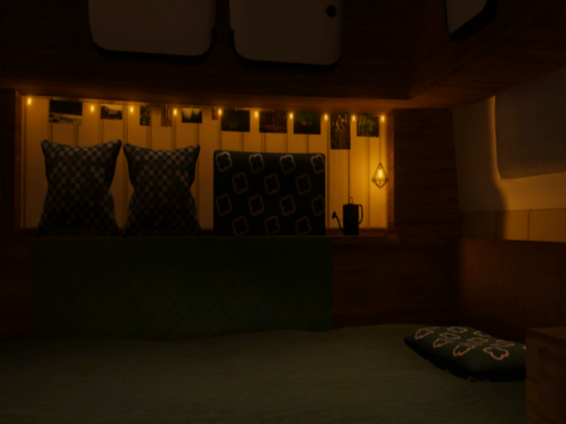 キャンピングカーの個室