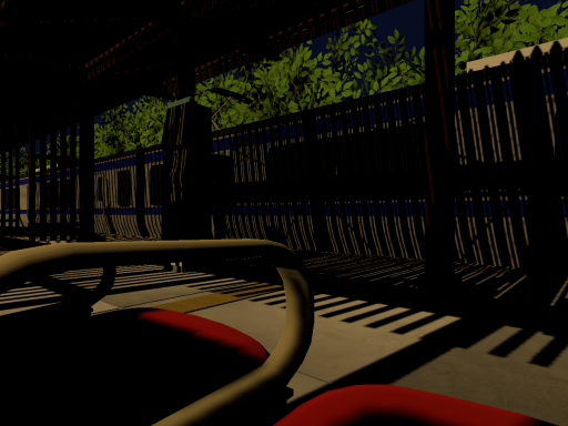 夏の駅（Station in Summer）