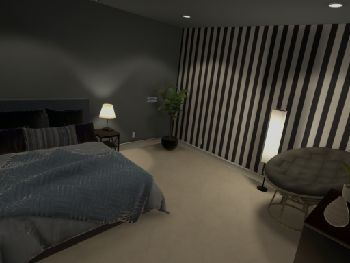 Cozy Little Bed Room