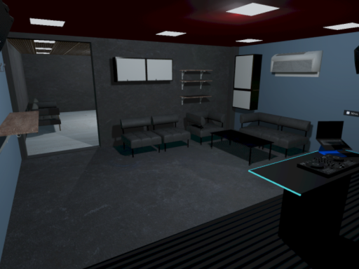 Puru DJ Practice Room