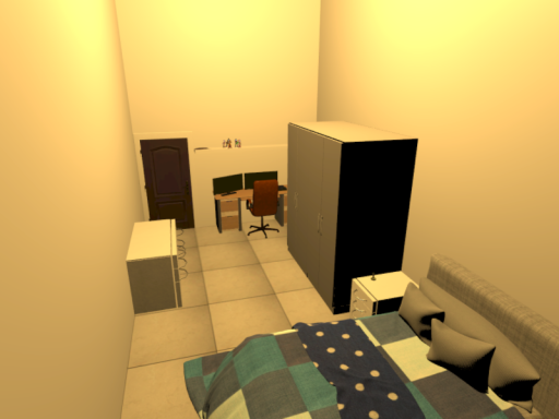 Bestie of Friend's Room