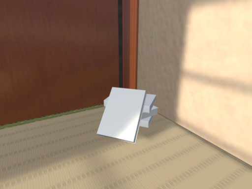 antique apartment『骨董アパート』アオゾライブラリ