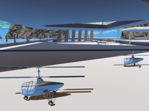 U＋1F728⁄point：B