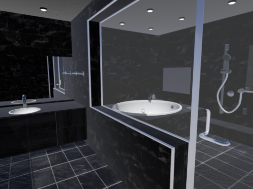 高級バスルーム ⁄ High Class Bathroom