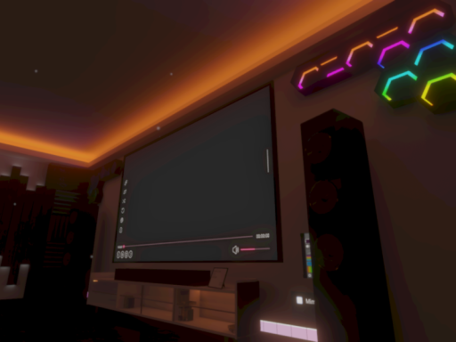 Kuxu's private theater