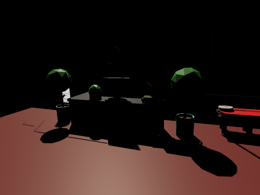 nitgh in the wood bus station whith avatar