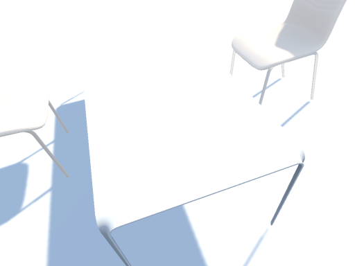 Just white room （하얀색방）