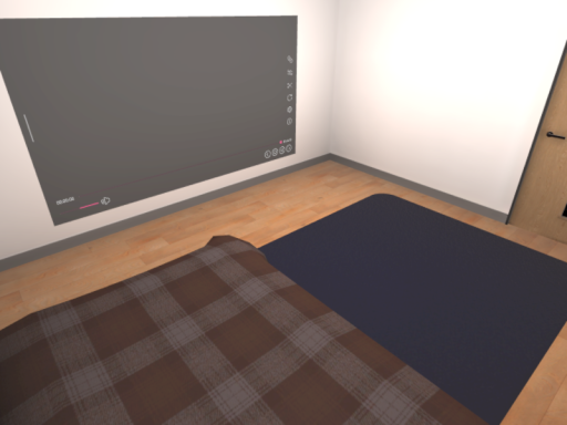 動画を反転させて見るワールド