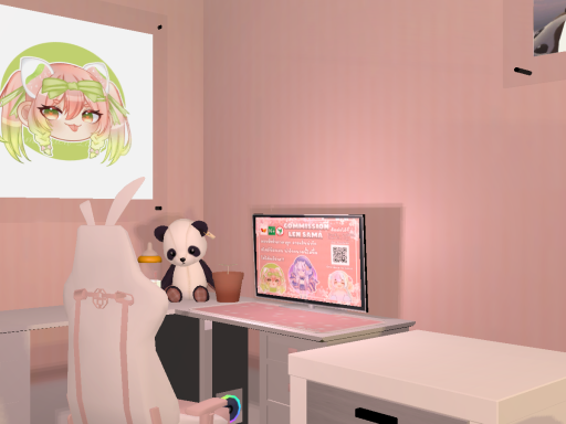 Pink Len Room