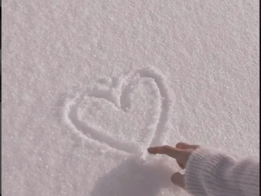 Lunars Avi and Chill World