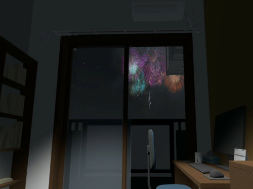 アパートから見る花火っていいよね