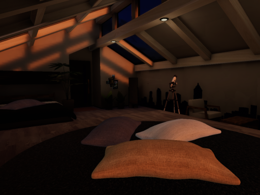 Snuggles Attic 0․01․24