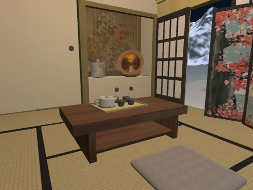 Tatami Room