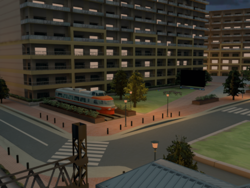 開成駅前第2公園・夜 Kaisei station square on night